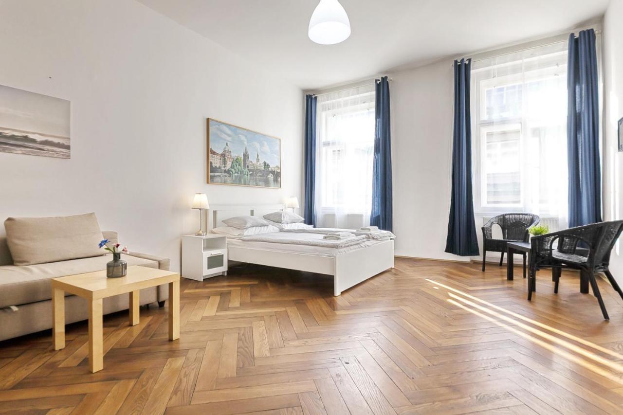 Aparthotel Wenceslas Прага Экстерьер фото