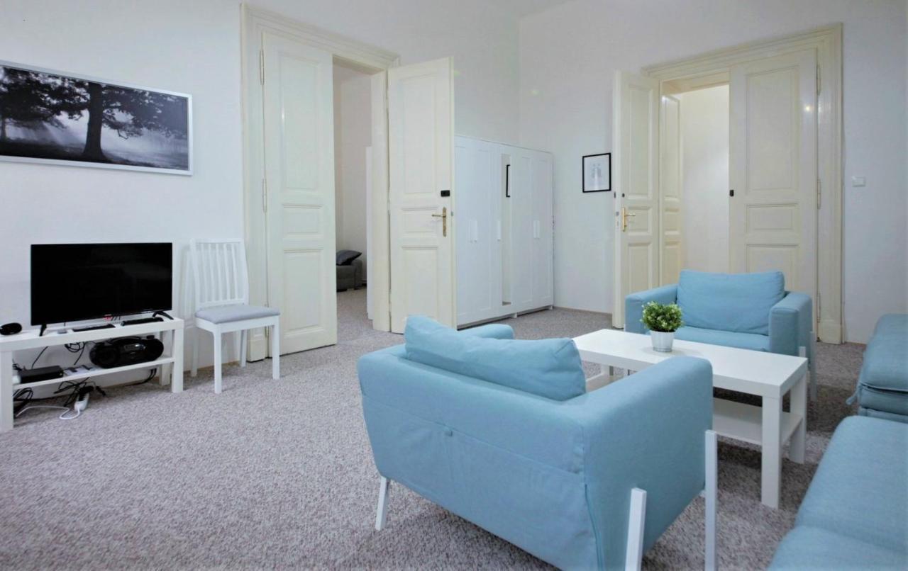 Aparthotel Wenceslas Прага Экстерьер фото